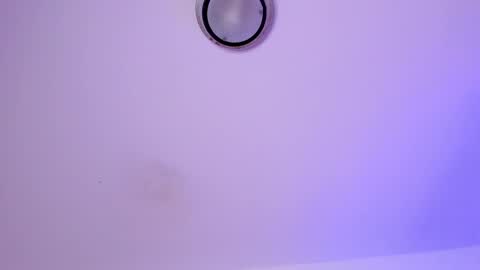 OLIVIA online show from February 18, 1:43 am