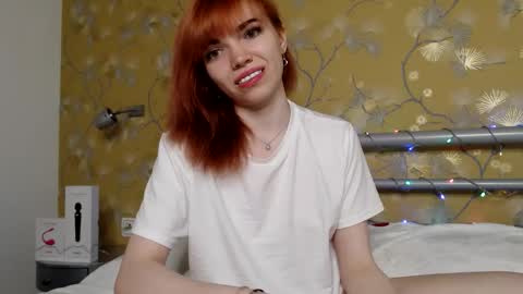 Angelina Lina online show from October 4, 7:29 pm