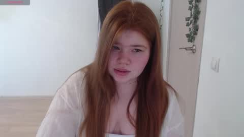  MellY  online show from March 7, 7:15 am