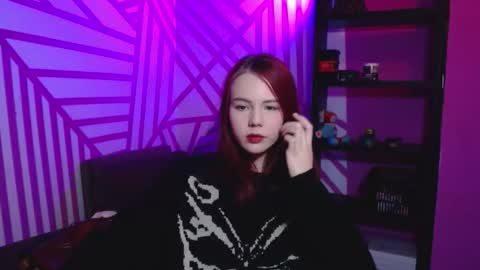 onessandra online show from September 11, 3:51 am