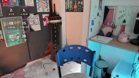 oni_dakotta online show from November 21, 2:30 pm