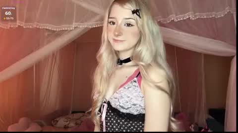 Eva online show from August 7, 8:43 am