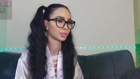 Xandra online show from January 11, 8:33 am