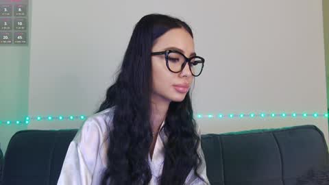 Xandra online show from January 18, 8:20 am