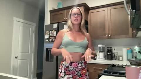 onyx_unleashed online show from March 30, 11:37 pm