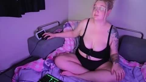 MISS ONYX online show from May 27, 1:05 am