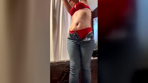 Jolene online show from February 24, 1:21 pm