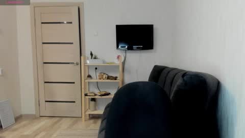 Britney online show from December 5, 4:08 pm