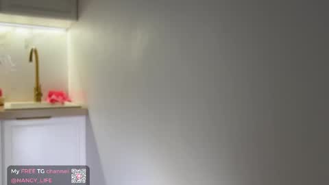 Nancy online show from March 24, 7:52 pm