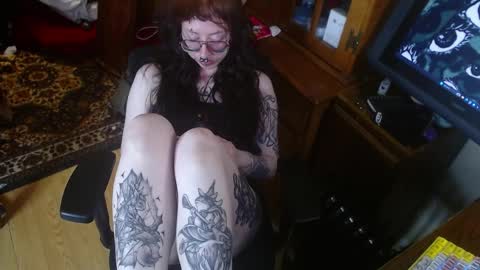 oro  they  them  online show from March 29, 1:15 am