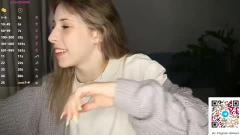 Anne online show from April 20, 7:39 pm