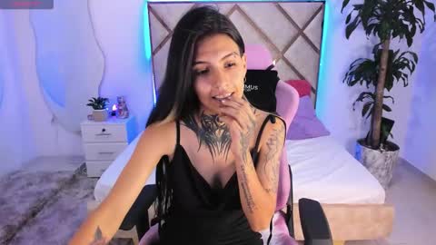 palechor online show from March 5, 11:11 pm