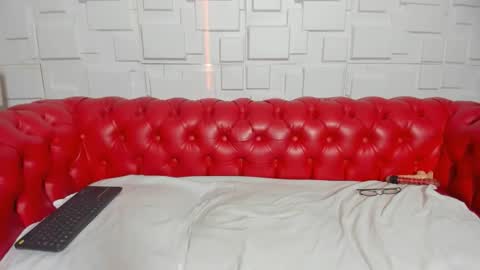 pamela_gaviria01 online show from April 2, 3:09 pm