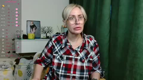 pamellamurphy online show from May 28, 10:51 pm