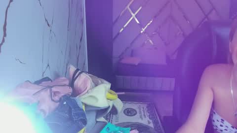 paris petit online show from April 15, 7:58 pm