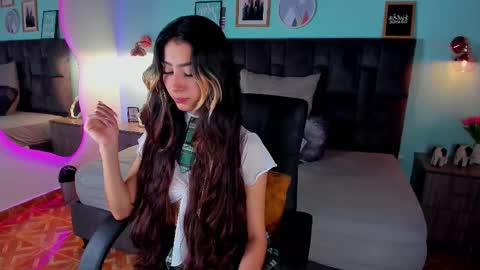 PARIS online show from February 13, 7:42 pm