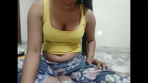 parneetu_642 online show from June 7, 11:06 am