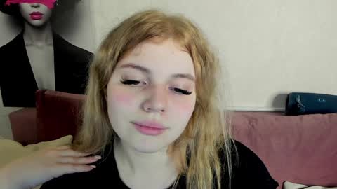 Sunny online show from December 23, 5:22 pm