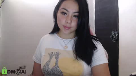 paula_torrez online show from February 4, 10:13 pm