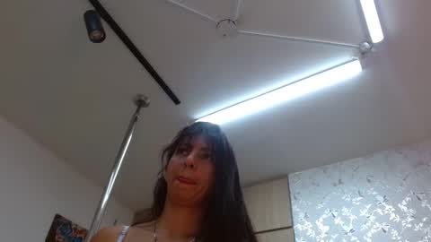 Paulina Rubio online show from February 3, 7:21 pm