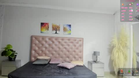 PaulinaSaennz online show from March 29, 2:38 pm