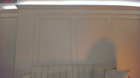 Paulina Santos  online show from April 6, 7:04 pm