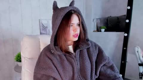 Erica online show from November 22, 9:56 am