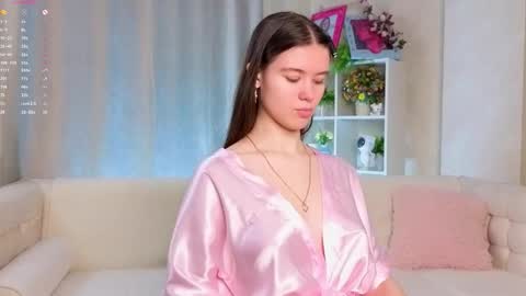Beautiful Mila online show from February 20, 3:38 am