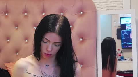 Ella online show from February 13, 11:23 am