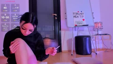 Kate online show from February 26, 8:35 am