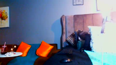 Pearl online show from November 22, 6:54 pm