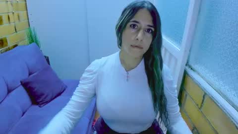 Penelope online show from February 19, 6:32 pm