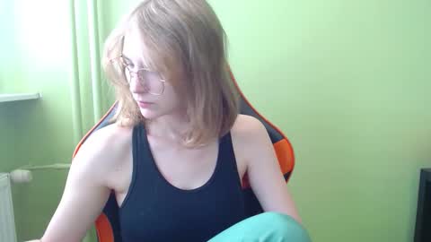 Penny online show from March 19, 7:24 am