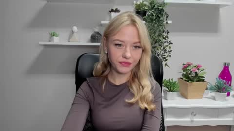 Cindy online show from February 17, 6:31 am