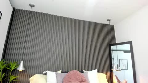 Lizza online show from September 16, 11:40 am