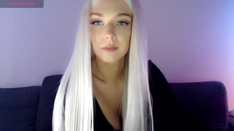 Isabella online show from February 4, 9:28 am