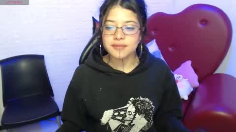 Melody online show from March 25, 2:31 pm