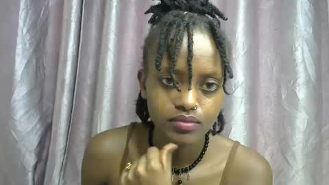 petite_star2 online show from November 30, 9:24 am