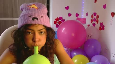 C    online show from February 25, 3:41 pm