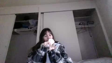 Petitedoll30 online show from March 5, 11:38 pm