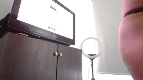 peyton_wat online show from February 10, 1:01 pm