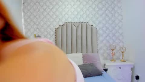    online show from March 3, 11:58 am