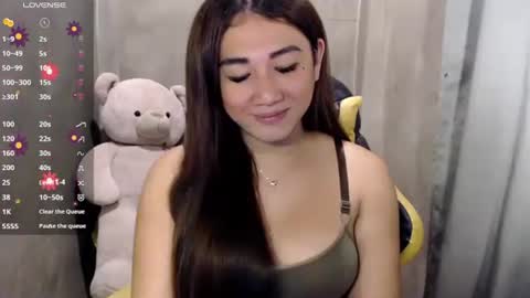 Pia online show from September 12, 11:18 am