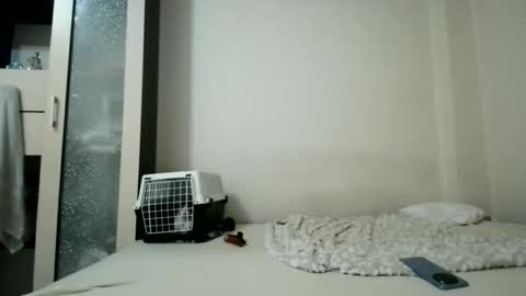 Moonie online show from October 25, 10:05 pm