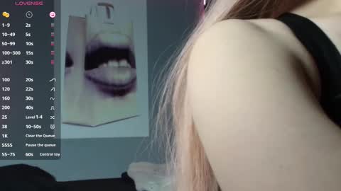 Piera online show from December 15, 9:09 pm