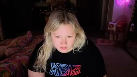 Piggy Rose online show from August 4, 3:23 am