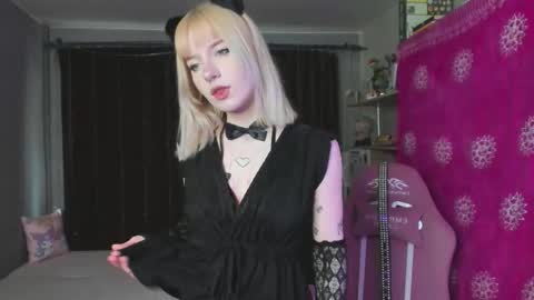 piginnya online show from September 20, 12:25 pm