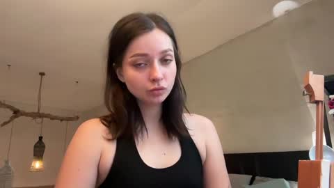 Trisha     online show from February 3, 10:14 am