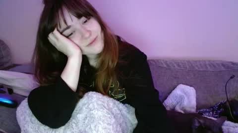 PilloGoddess online show from February 28, 7:58 am