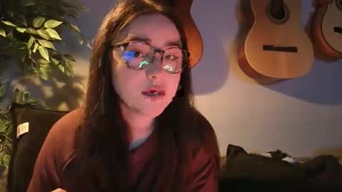 PilloGoddess online show from March 8, 3:54 am